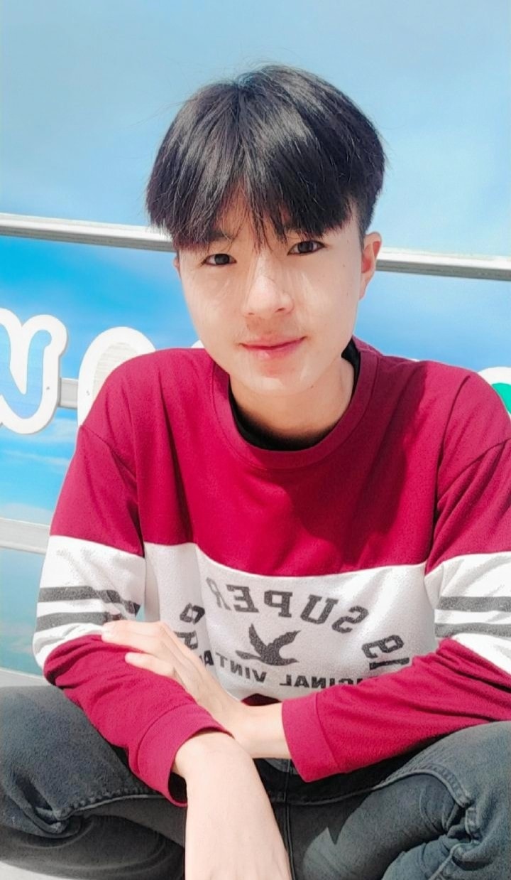 น้องแบงค์ ทรงวุฒิ น้องแบงค์ ทรงวุฒิ