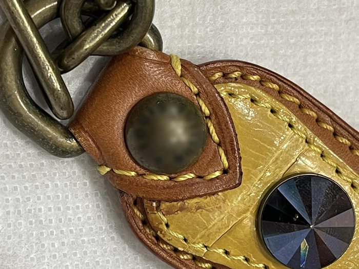 เอฟกระเป๋าหรูจากไลฟ์ดาร เอฟกระเป๋าหรูจากไลฟ์ดาร