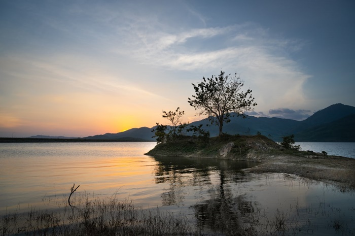 คนชี้เป้า-เช็กอิน เขื่อนกะทูน คนชี้เป้า-เช็กอิน เขื่อนกะทูน