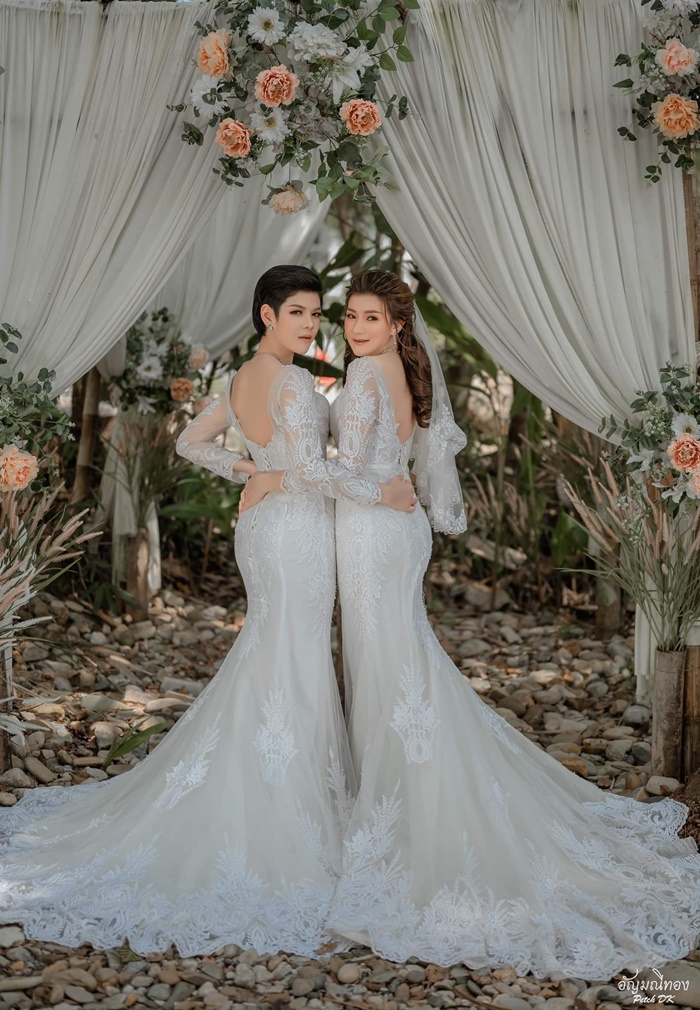 คู่รักหญิงรักหญิง คู่รักหญิงรักหญิง