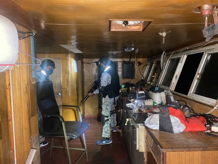 เรือผี เรือผี