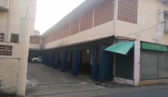 หลอกเข้าม่านรูด หลอกเข้าม่านรูด