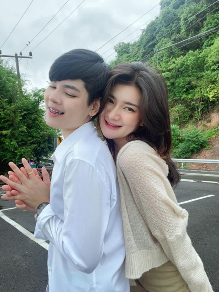 คู่รักหญิงรักหญิง คู่รักหญิงรักหญิง