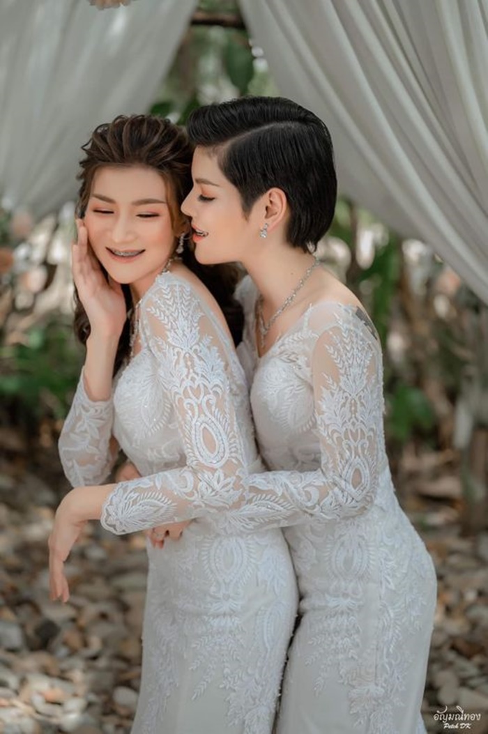 คู่รักหญิงรักหญิง คู่รักหญิงรักหญิง