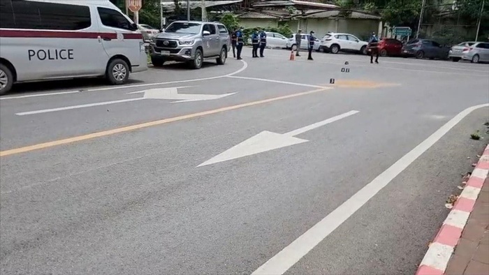 รถทัวร์ชน นศพ. ดับ รถทัวร์ชน นศพ. ดับ