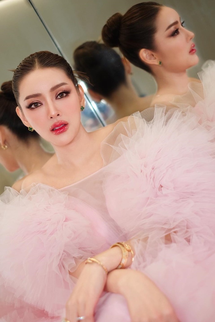 ตั้วขายถูกกับผลไม้กระป๋อง แจกฟรียังโกรธ ? ตั้วขายถูกกับผลไม้กระป๋อง แจกฟรียังโกรธ ?