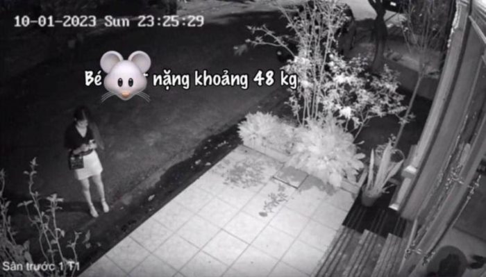 ไม่ห่วงลูกไม่พอ ยังพาชู้ขึ้นไปถึงห้องนอน ไม่ห่วงลูกไม่พอ ยังพาชู้ขึ้นไปถึงห้องนอน