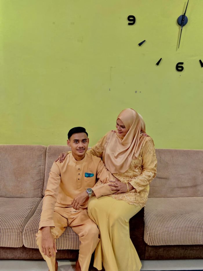 อดีตนักเรียน แต่งงาน คุณครู อดีตนักเรียน แต่งงาน คุณครู