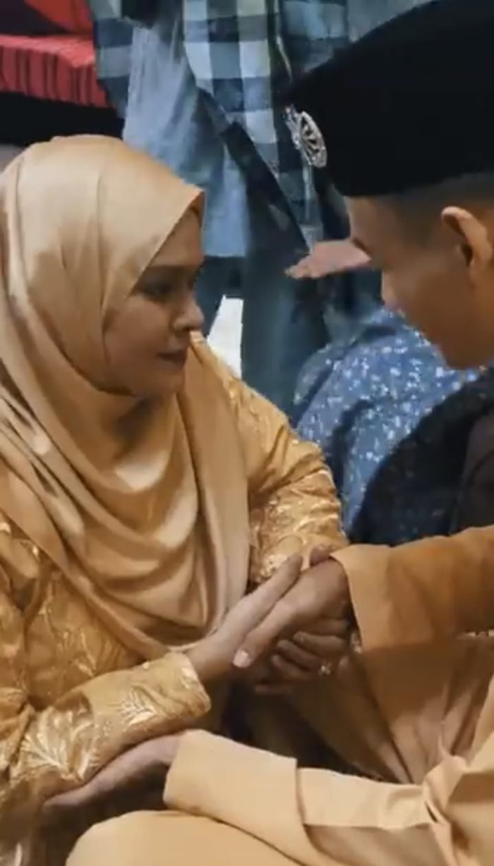 อดีตนักเรียน แต่งงาน คุณครู อดีตนักเรียน แต่งงาน คุณครู