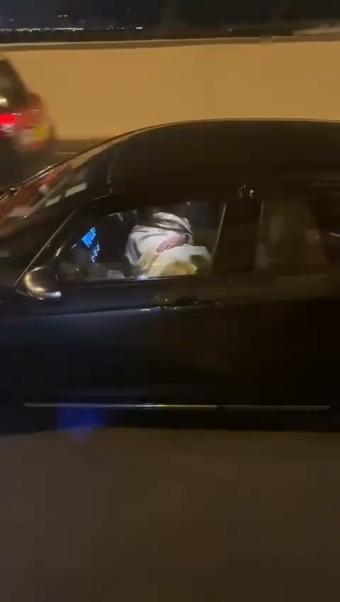 คู่รักใจกล้า คู่รักใจกล้า