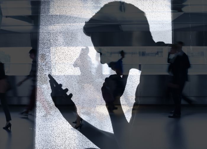 หนุ่มแอบติด GPS รถเมีย หนุ่มแอบติด GPS รถเมีย