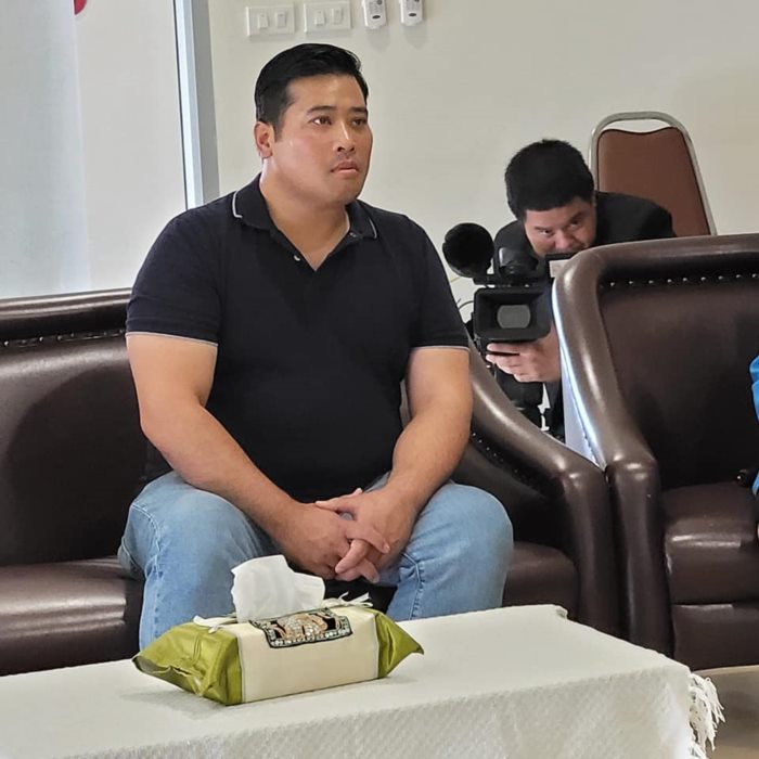 ท่านอ้น วัชรเรศร วิวัชรวงศ์ ท่านอ้น วัชรเรศร วิวัชรวงศ์