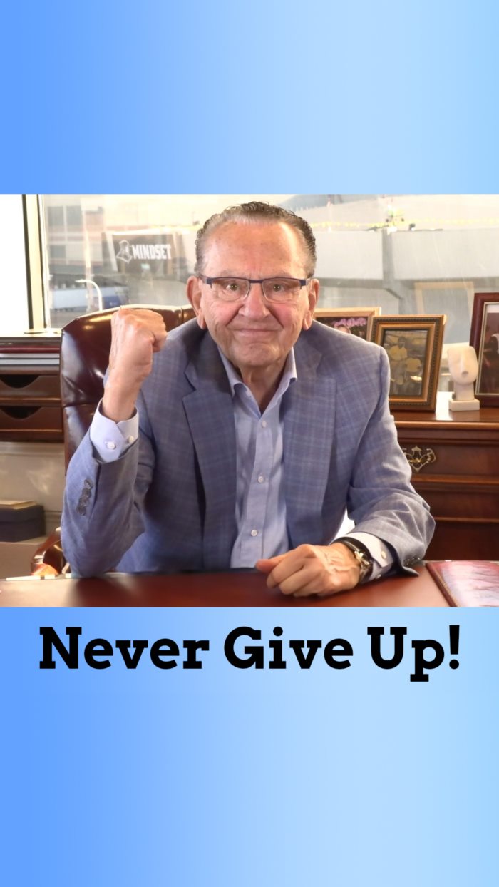 แฟรงค์ คาพริโอ ผู้พิพากษาใจดี แฟรงค์ คาพริโอ ผู้พิพากษาใจดี