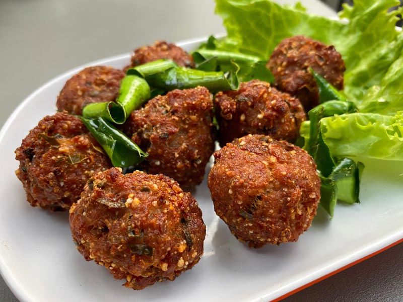 ลาบทอด ลาบทอด