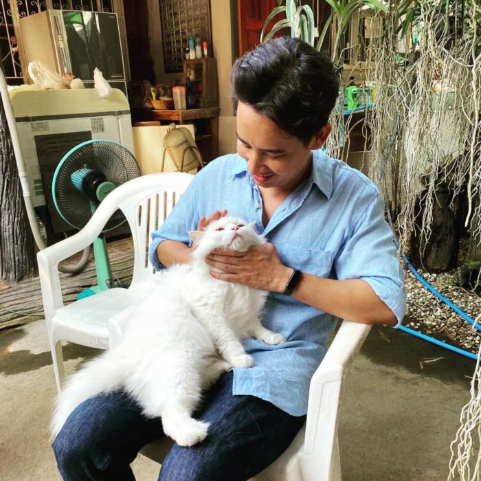 ทิม พิธา ลิ้มเจริญรัตน์ ทิม พิธา ลิ้มเจริญรัตน์