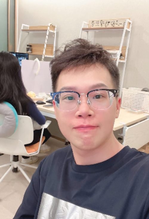 แคะจมูกจนหน้าบวม แคะจมูกจนหน้าบวม