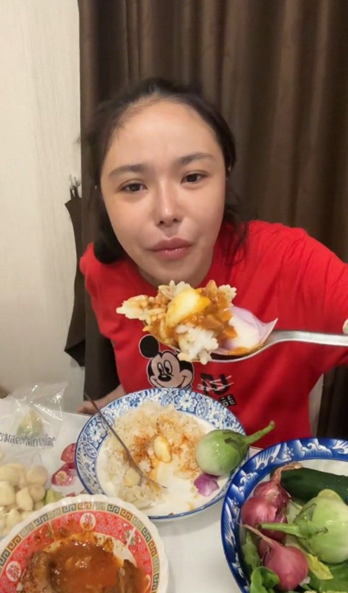 พี่ฟ้ากินปลากระป๋อง พี่ฟ้ากินปลากระป๋อง