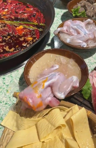 เปิบพิสดาร เนื้อกบ เปิบพิสดาร เนื้อกบ