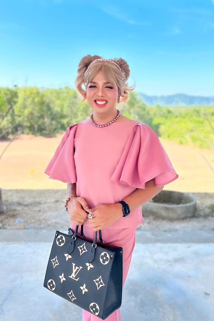 แพรรี่ ไพรวัลย์ แพรรี่ ไพรวัลย์