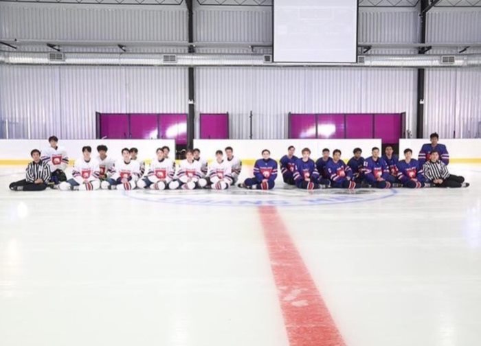 พระราชินี ทรงลงแข่งฮอกกี้น้ำแข็ง พระราชินี ทรงลงแข่งฮอกกี้น้ำแข็ง