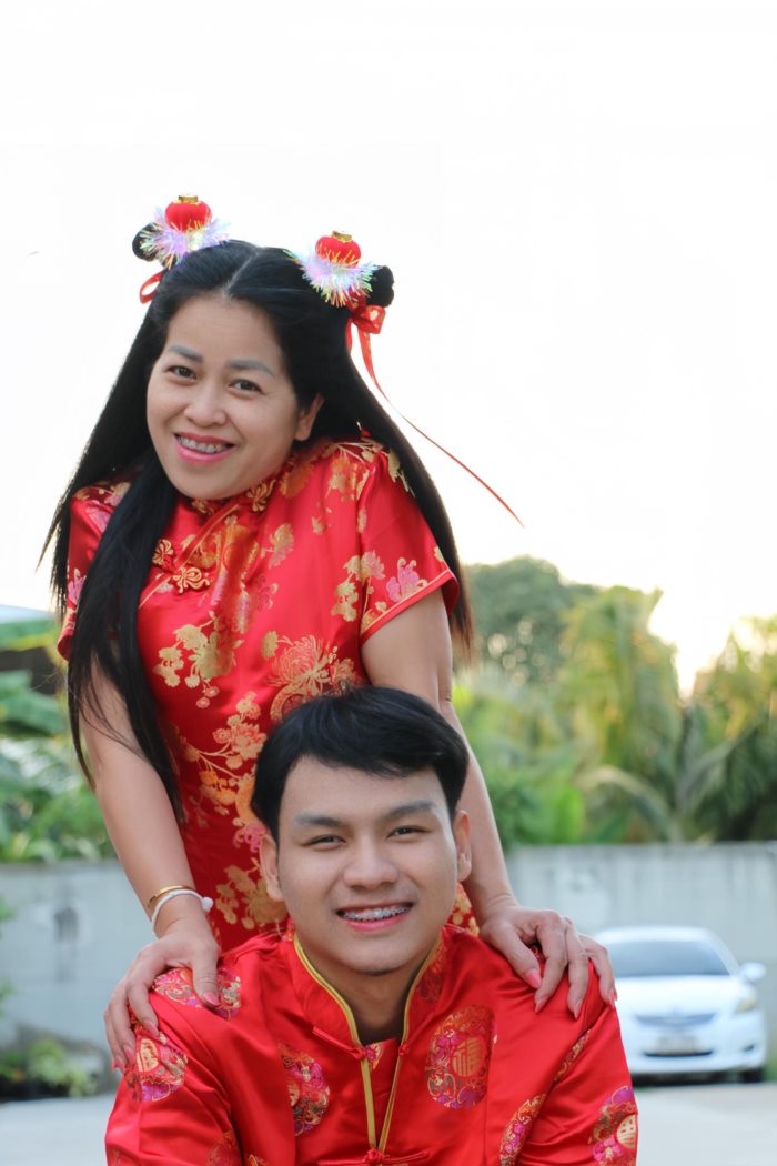 น้องเวฟ คู่รักต่างวัย น้องเวฟ คู่รักต่างวัย