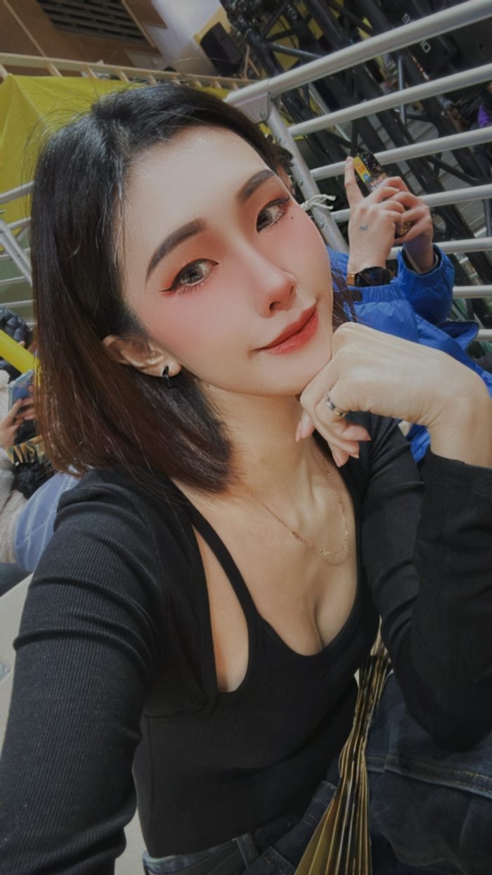 แซ่บกับนักกีฬา แซ่บกับนักกีฬา