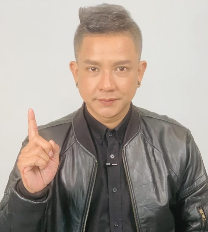 จั๊กกะบุ๋ม เชิญยิ้ม จั๊กกะบุ๋ม เชิญยิ้ม