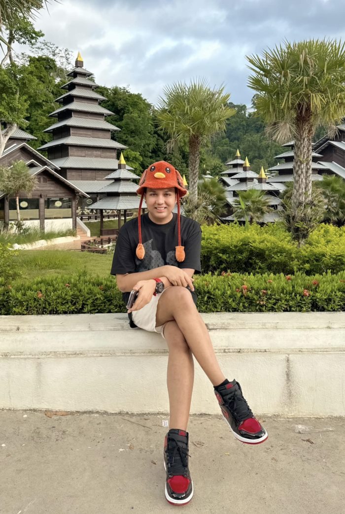 แพรรี่ ไพรวัลย์ แฉเหลี่ยมพระ แพรรี่ ไพรวัลย์ แฉเหลี่ยมพระ