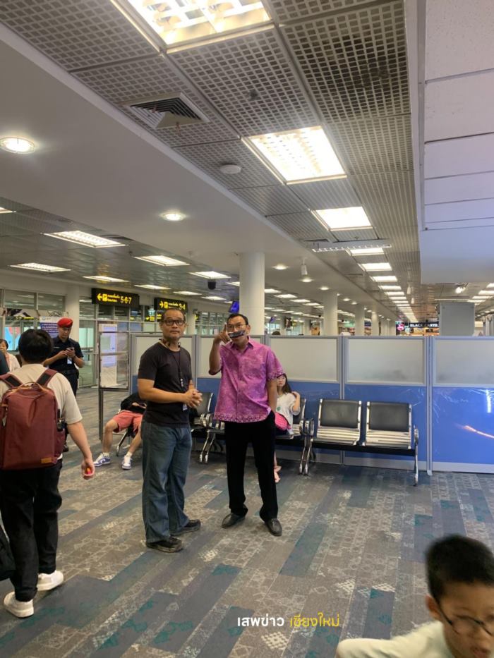 ฝ้าเพดานหล่น ฝ้าเพดานหล่น