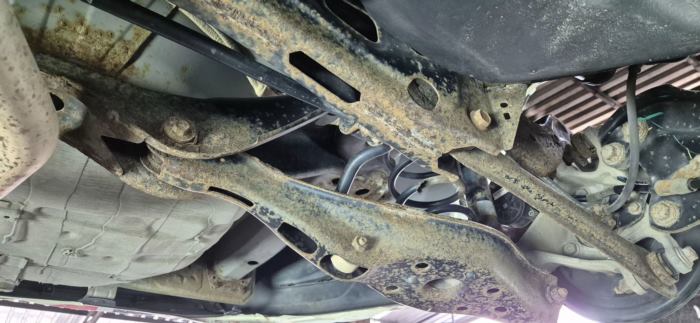 รถขึ้นสนิม รถขึ้นสนิม