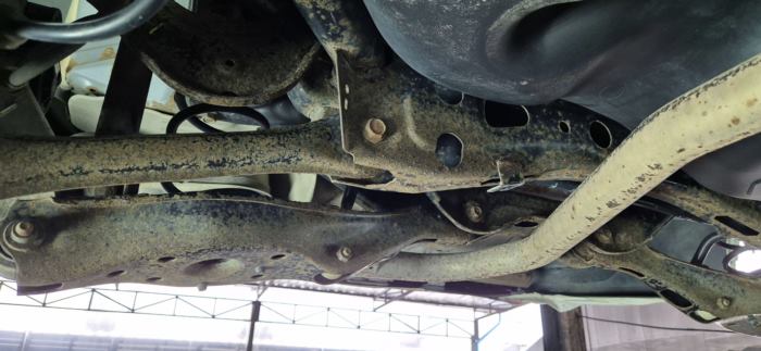 รถขึ้นสนิม รถขึ้นสนิม