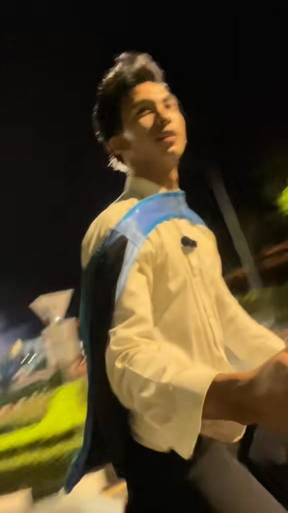 ขี่ม้าไปรับปริญญา ขี่ม้าไปรับปริญญา