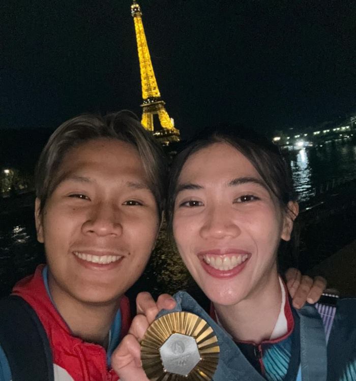 จูเนียร์ เทนนิ จูเนียร์ เทนนิ