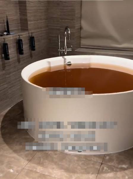 อ่างน้ำโรงแรม อ่างน้ำโรงแรม