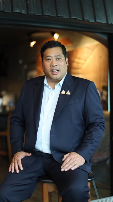 ท่านอ้น วัชรเรศร วิวัชรวงศ์ ท่านอ้น วัชรเรศร วิวัชรวงศ์