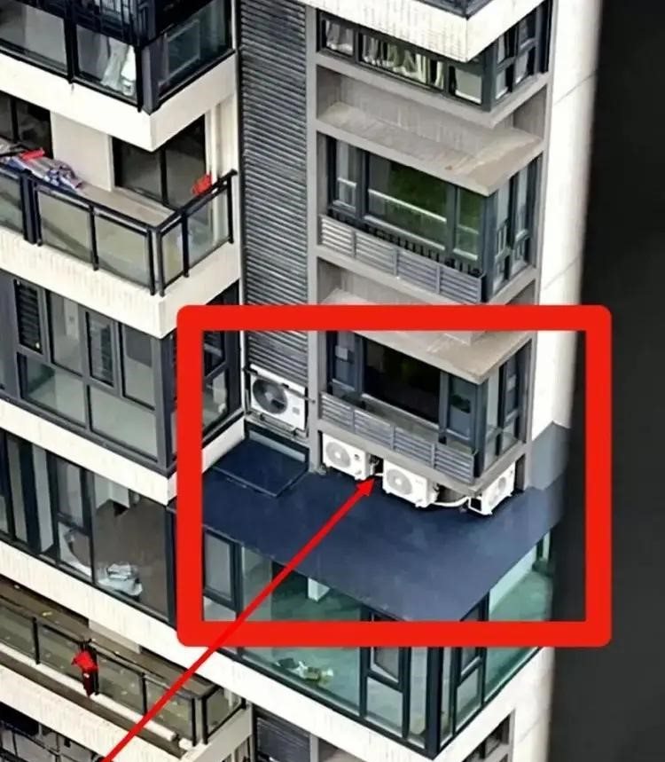 ปัญหาเพื่อนบ้าน แอบติดคอมเพรสเซอร์แอร์ ปัญหาเพื่อนบ้าน แอบติดคอมเพรสเซอร์แอร์