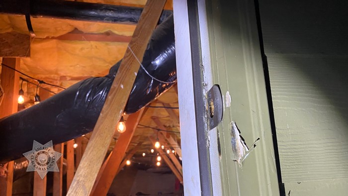 ผู้บุกรุก ผู้บุกรุก