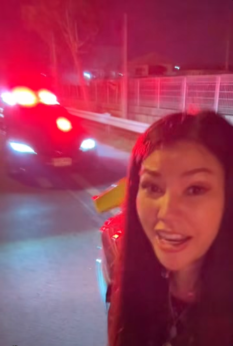 สรุปดราม่า มาดามยุ้ย โวยตำรวจขับตามรถหรู 2 รอบ สรุปดราม่า มาดามยุ้ย โวยตำรวจขับตามรถหรู 2 รอบ