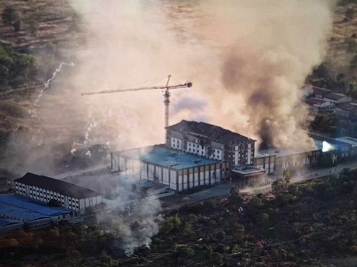 เปิดภาพไทยถล่มยิงกาสิโน ศูนย์สแกมเมอร์เขมร เปิดภาพไทยถล่มยิงกาสิโน ศูนย์สแกมเมอร์เขมร