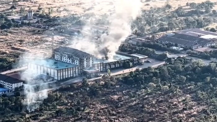 เปิดภาพไทยถล่มยิงกาสิโน ศูนย์สแกมเมอร์เขมร เปิดภาพไทยถล่มยิงกาสิโน ศูนย์สแกมเมอร์เขมร