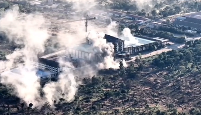 เปิดภาพไทยถล่มยิงกาสิโน ศูนย์สแกมเมอร์เขมร เปิดภาพไทยถล่มยิงกาสิโน ศูนย์สแกมเมอร์เขมร