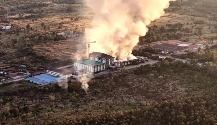 เปิดภาพไทยถล่มยิงกาสิโน ศูนย์สแกมเมอร์เขมร เปิดภาพไทยถล่มยิงกาสิโน ศูนย์สแกมเมอร์เขมร