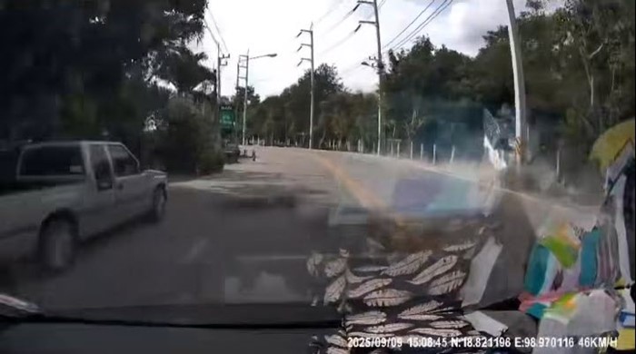 ถบัส The Voice เสียชีวิตจากอุบัติเหตุรถส่งน้ำชนเสาไฟฟ้า ถบัส The Voice เสียชีวิตจากอุบัติเหตุรถส่งน้ำชนเสาไฟฟ้า