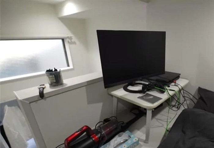 8 ตร.ม. แต่ทำให้ดูกว้างจนน่าทึ่ง 8 ตร.ม. แต่ทำให้ดูกว้างจนน่าทึ่ง