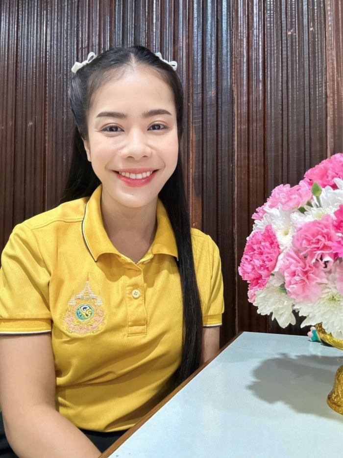 สาวราชการ เต้นรำวงหาเลี้ยงชีพหลังเลิกงาน สาวราชการ เต้นรำวงหาเลี้ยงชีพหลังเลิกงาน