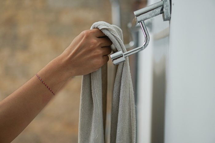 ผ้าเช็ดตัวใช้แล้วควรวางไว้ไหน ผ้าเช็ดตัวใช้แล้วควรวางไว้ไหน