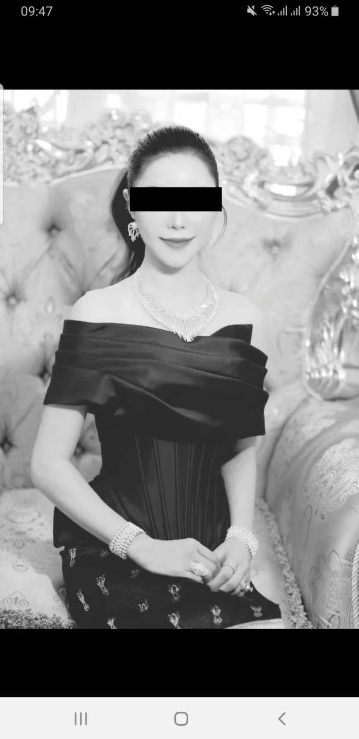 ไฟไหม้คฤหาสน์ นักธุรกิจเสียชีวิต ไฟไหม้คฤหาสน์ นักธุรกิจเสียชีวิต