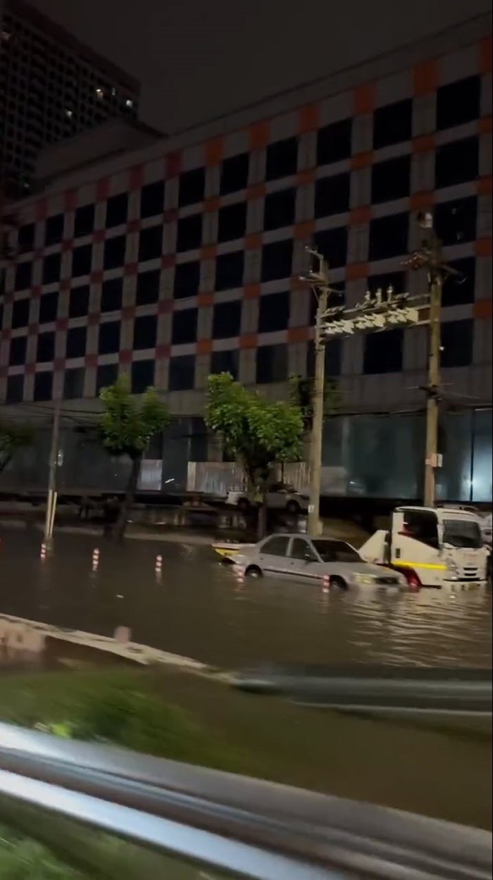 น้ำท่วม รัชดาภิเษก น้ำท่วม รัชดาภิเษก