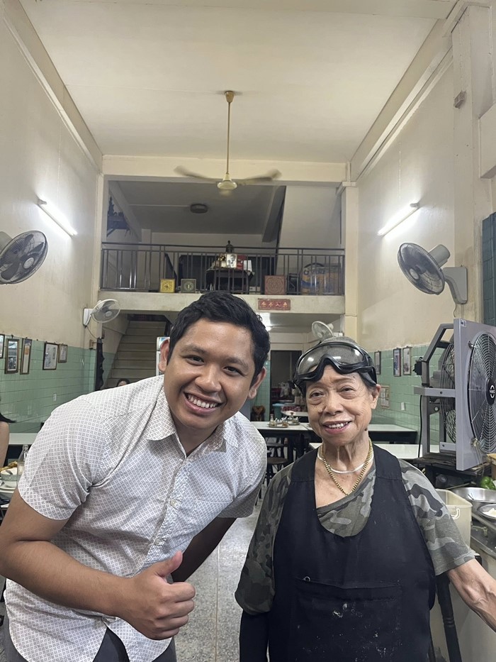 คนขายปูให้เจ๊ไฝ คนขายปูให้เจ๊ไฝ