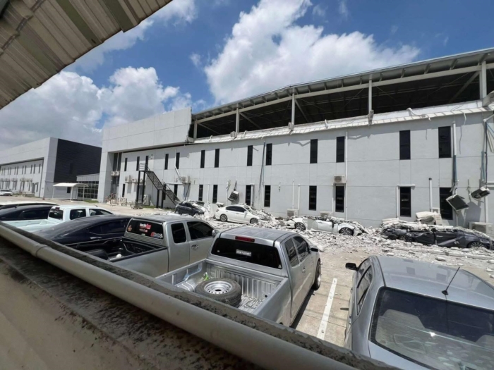 โครงสร้างโรงงานถล่ม โครงสร้างโรงงานถล่ม